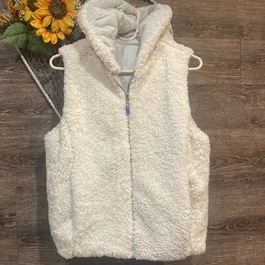 ✨Womans Reversible Vest✨